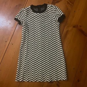 Zara mod black white shift dress size medium